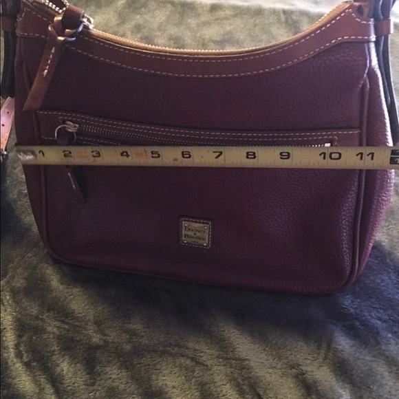 Dooney and Bourke crossbody - Picture 5 of 7